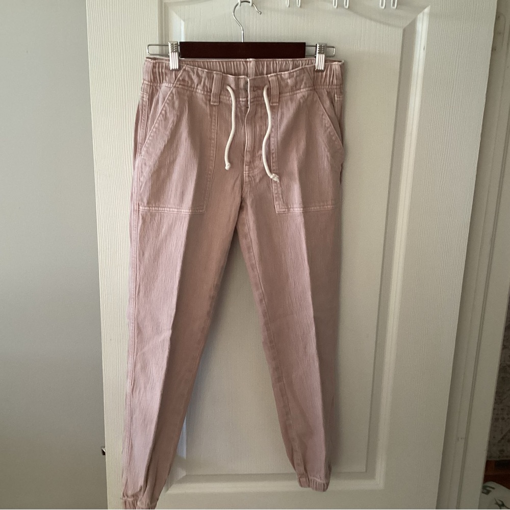 American Eagle Women’s Casual Drawstring Jogger. Size 4.  B8
